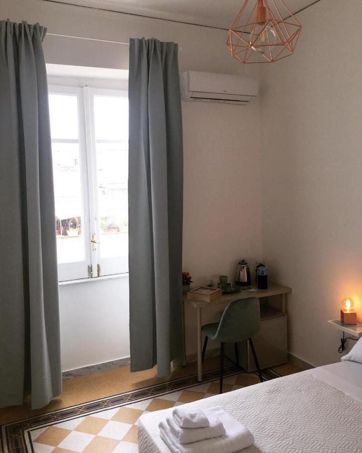 Il Miracolo Di San Gennaro Hotel Nápoly Kültér fotó